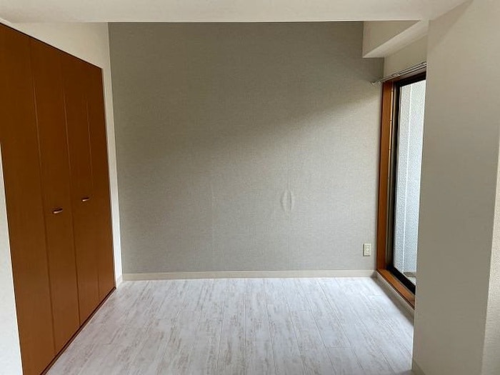 居室 エスクレア出町柳