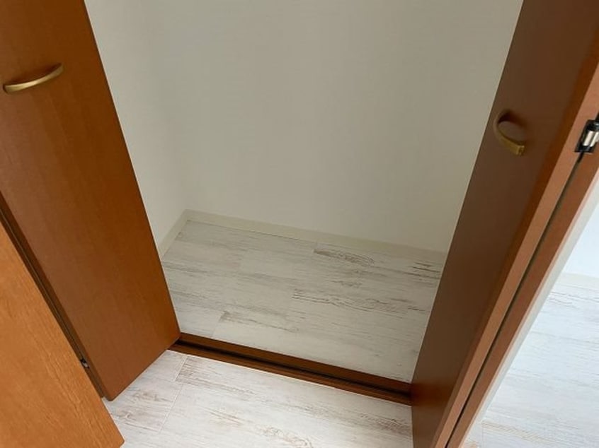 収納 エスクレア出町柳