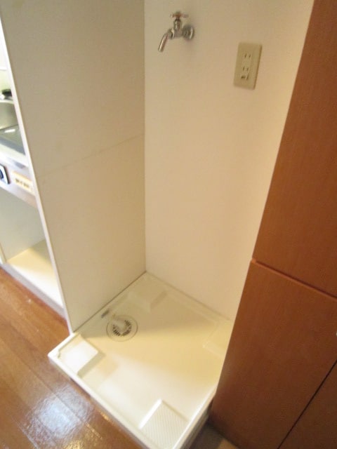 洗濯機置場 エスクレア出町柳