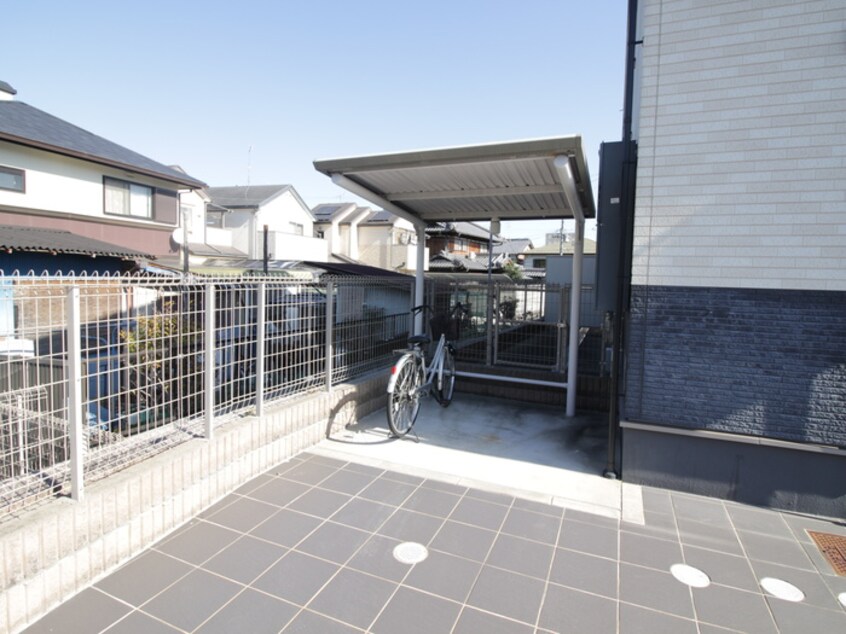 駐輪場 フィオーレ美眞