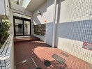 エントランス部分 シンプルライフ王子(302)