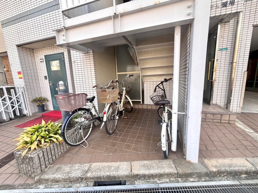 駐輪場 セントラル淀川