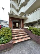 エントランス部分 西尾ハイツ