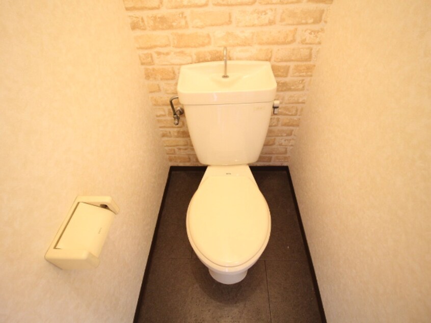 トイレ アネックス川西