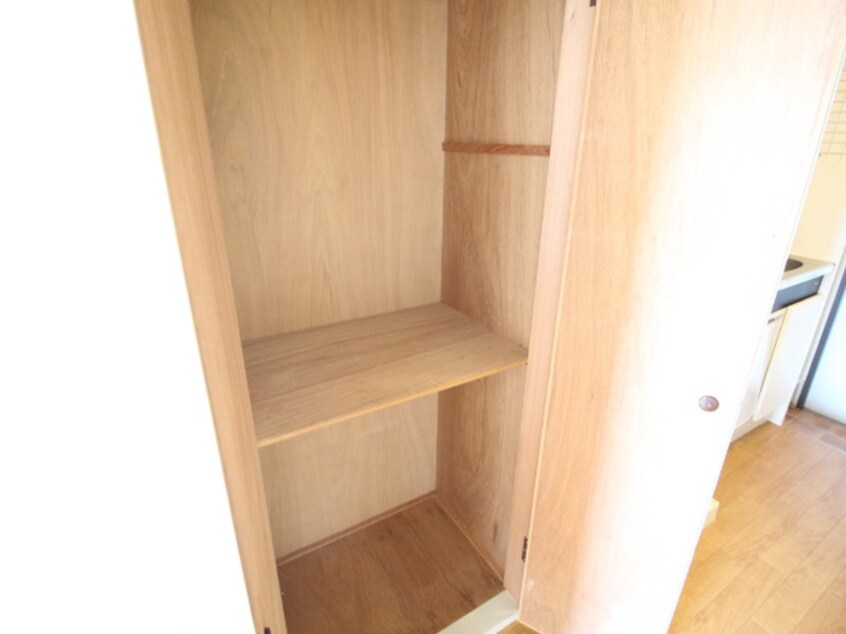 収納 アネックス川西