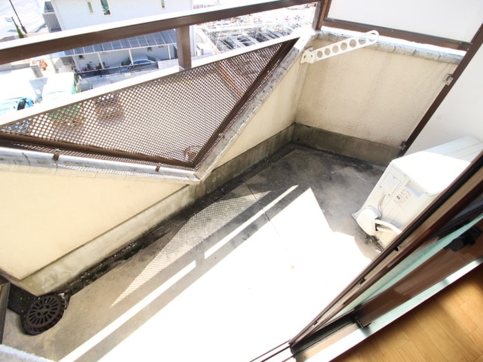 ベランダ・バルコニー アネックス川西