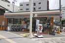 セブンイレブン大阪岸里３丁目店(コンビニ)まで160m 佐伯マンションＢ