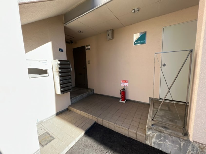 エントランス部分 リバーサイドアベニューPartⅡ
