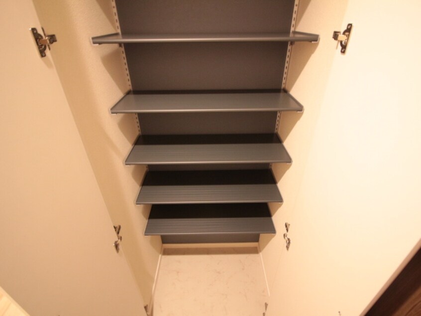 靴箱 HEBELMAISON甲子園口北町South