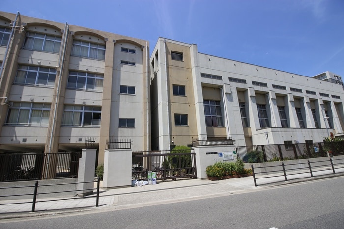 大阪市立玉出中学校(中学校/中等教育学校)まで750m グリーンコーポ北加賀屋