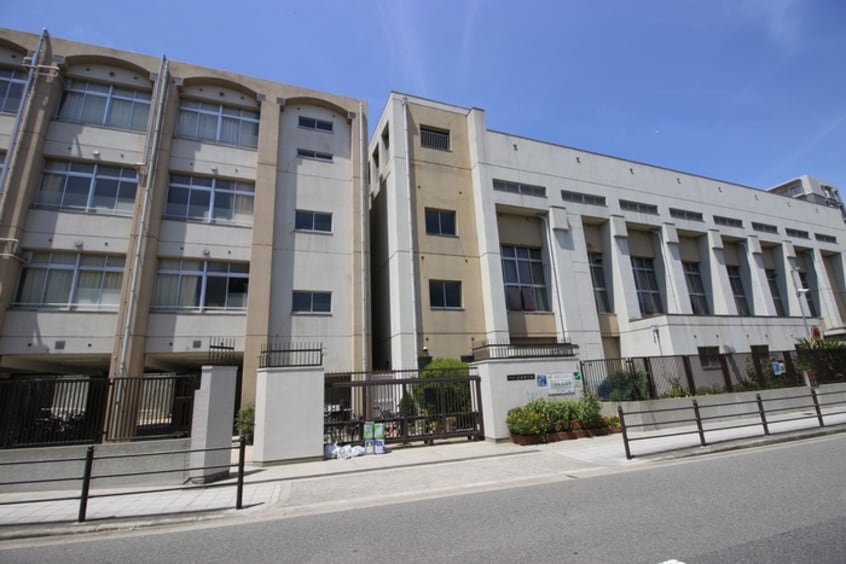 大阪市立玉出中学校(中学校/中等教育学校)まで750m グリーンコーポ北加賀屋