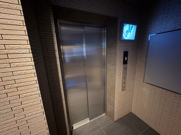 外観写真 ﾌｧｰｽﾄﾌｨｵｰﾚ北大阪ﾘｱﾝ　(702)