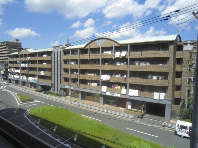 外観写真 コアロード千里