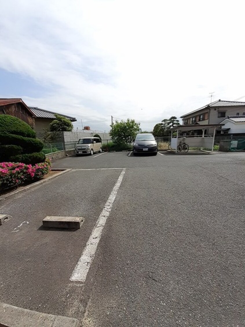 駐車場 ハイツハピネス