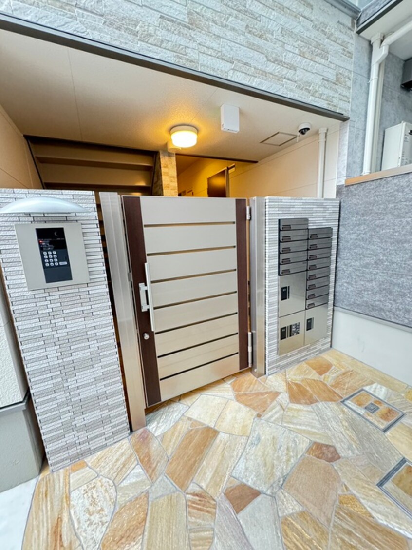 エントランス部分 フジパレス高石千代田Ⅰ番館