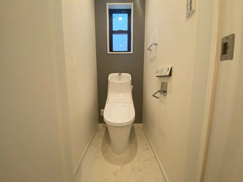 トイレ グランメール出在家町