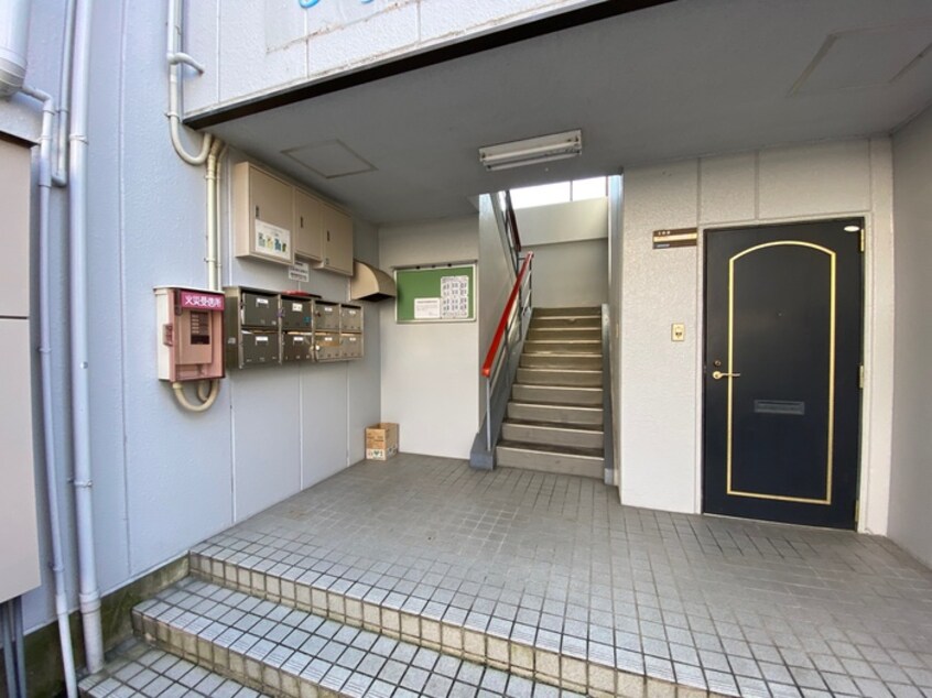 エントランス部分 コーポSevenTｓ