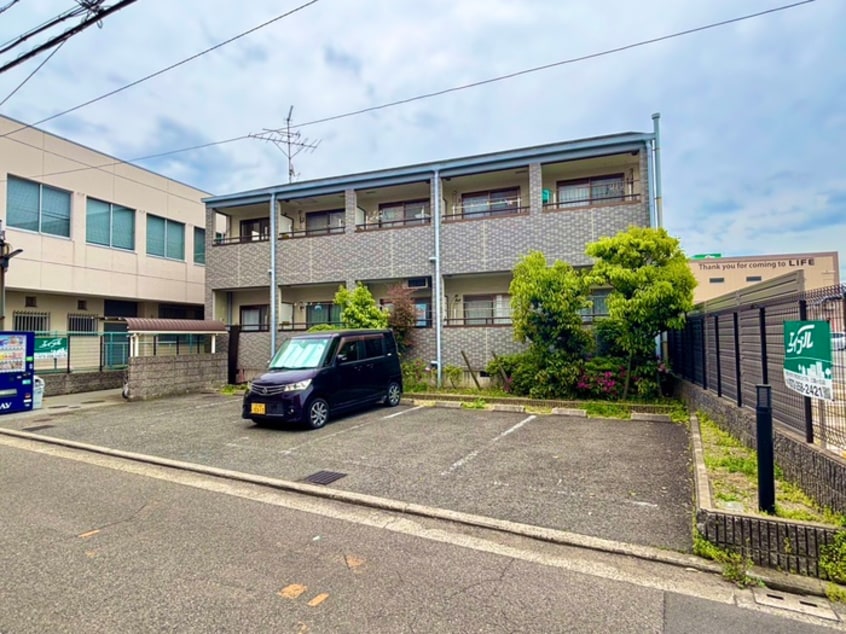 駐車場 シャルム初芝