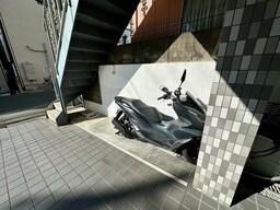 バイク置き場
