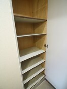 靴箱 ＩＢＣ中百舌鳥