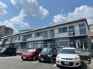新芦屋ハイツの外観