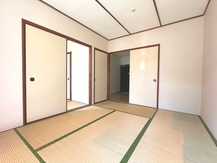 居室 新芦屋ハイツ