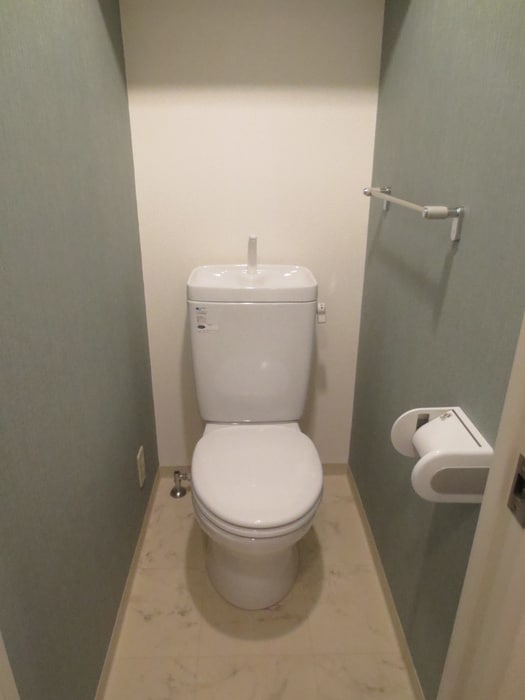 トイレ ＳＡＮＫＯ　セレブコート