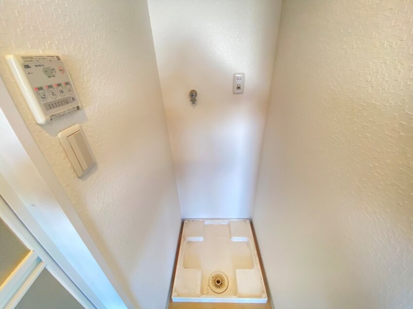 洗濯機置場 The Legend of Sakai