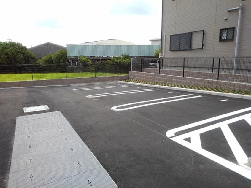 駐車場 メゾンアレンヌⅡ