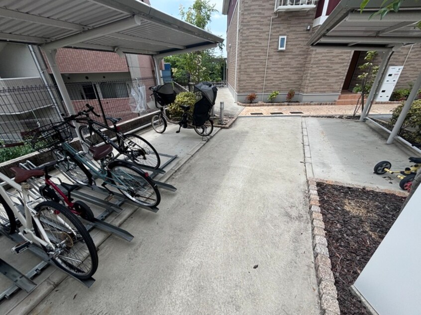 駐輪場 メゾンアレンヌⅡ