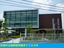 高槻市立服部図書館(図書館)まで300m メゾンアレンヌⅡ