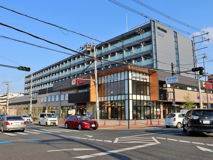 イズミヤ新中条(スーパー)まで600m オ－クヴィラ１号