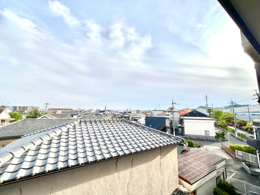 室内からの展望 グリ－ンピア高槻