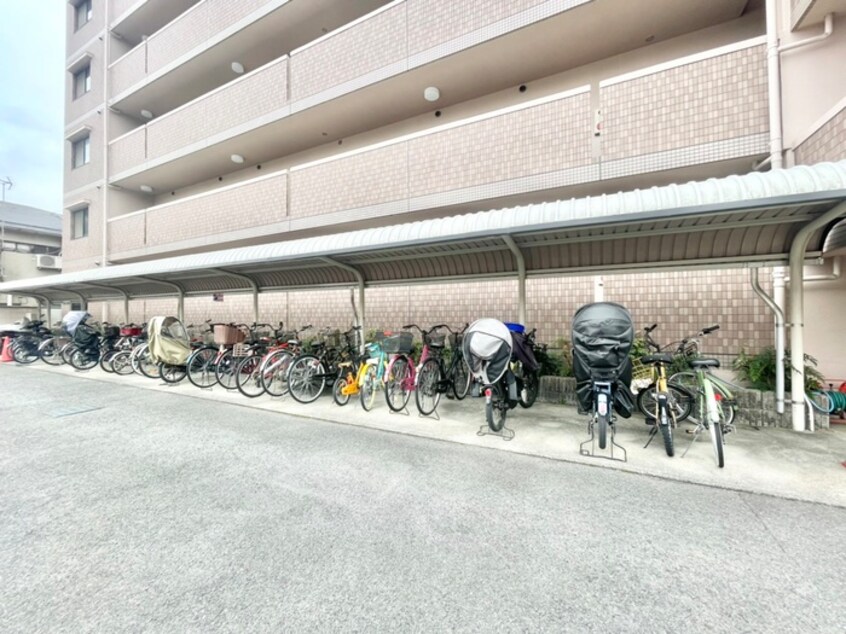 駐輪場 グランディア若葉