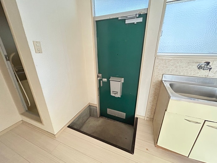 玄関 平野ハイツ