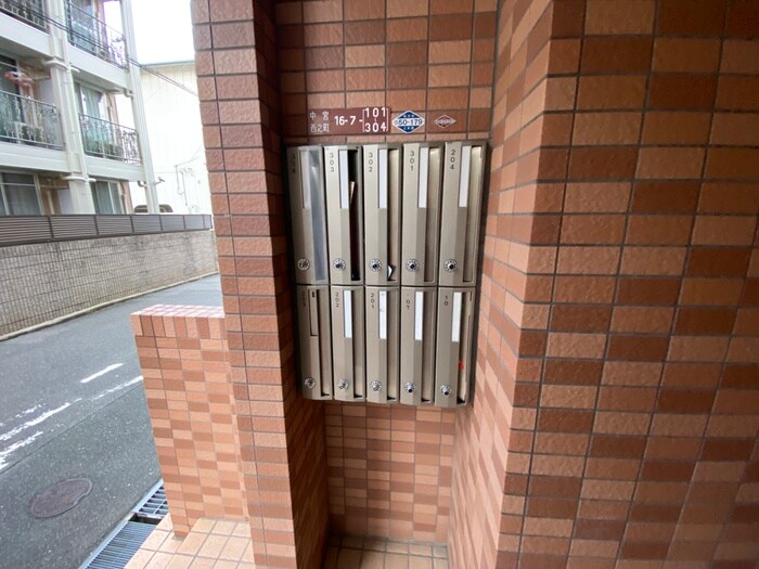 エントランス部分 フェローズ中宮