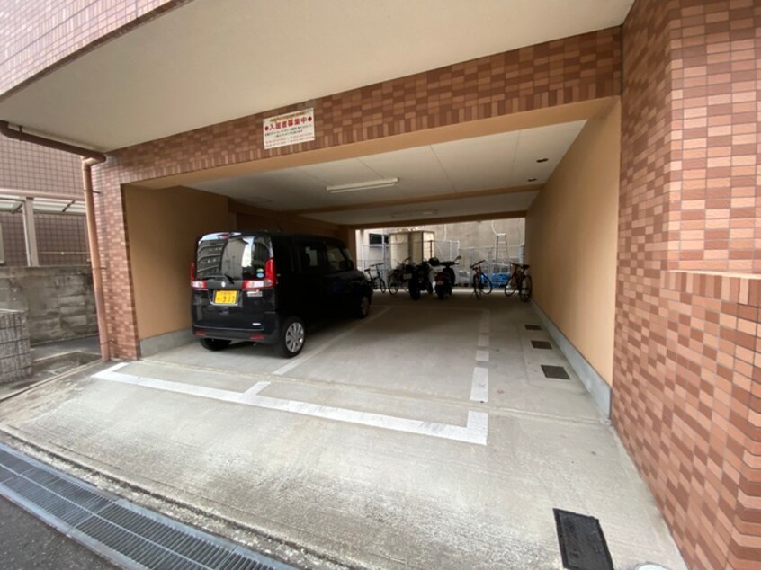 駐輪場 フェローズ中宮