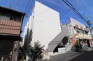 フルハウス尼崎の外観