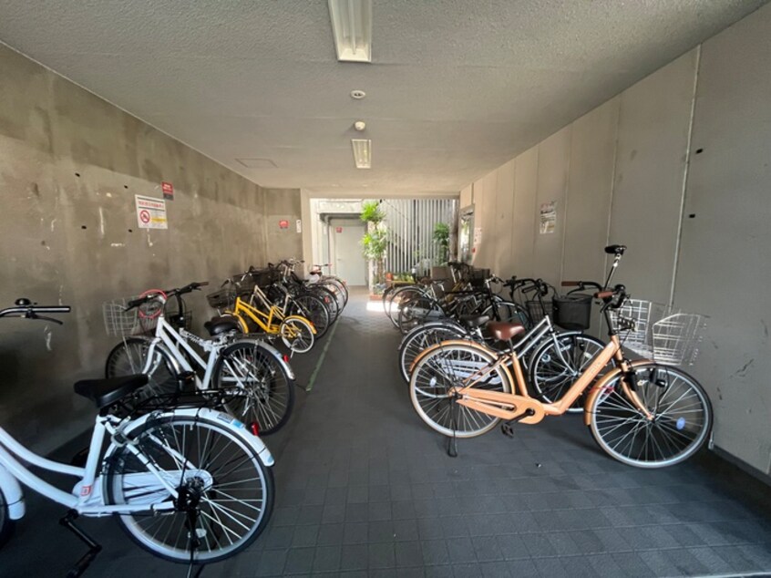駐輪場 アクティコ－トクリスタル京橋