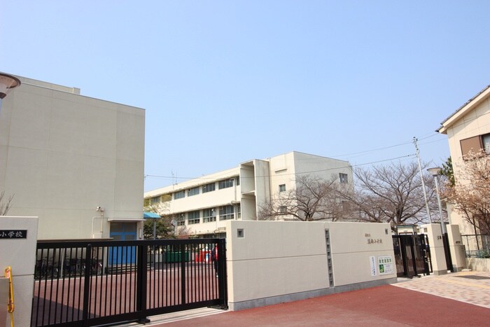 堺市立鳳南小学校(小学校)まで170m Dio