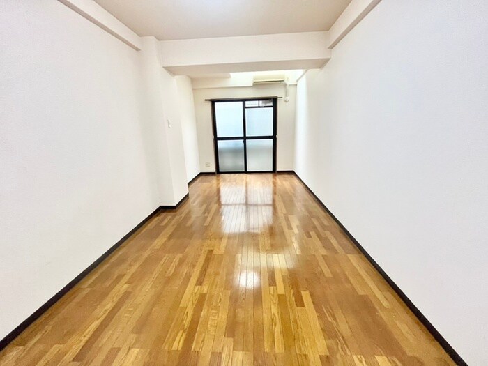 居室 エミネンス