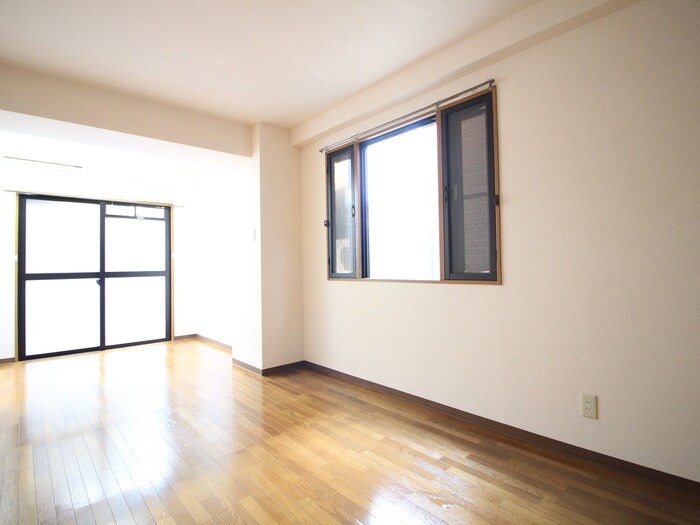 居室 エミネンス