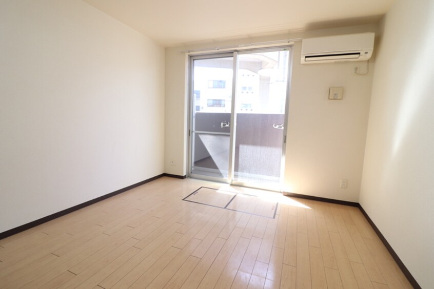 居室 ﾙﾈｽ ﾌﾞﾗﾝ ｹｲ