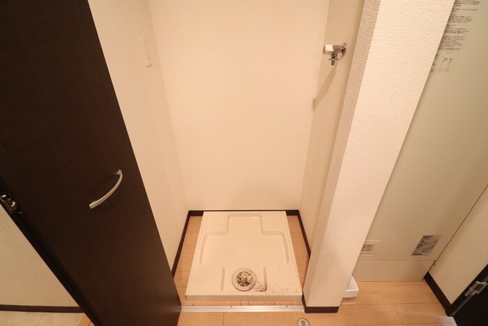 洗濯機置場 ﾙﾈｽ ﾌﾞﾗﾝ ｹｲ