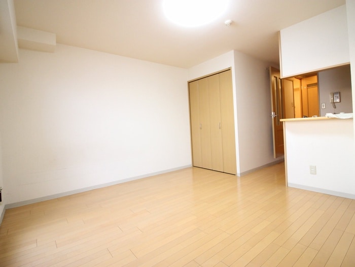 居室 フローライト上新庄駅前