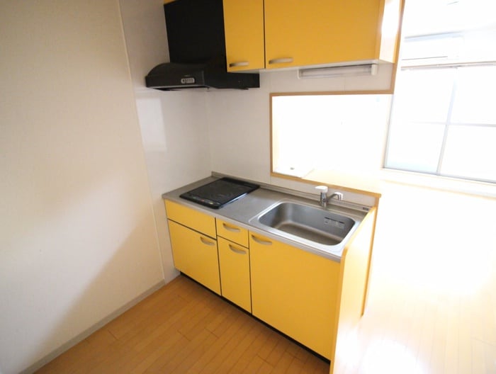 キッチン フローライト上新庄駅前