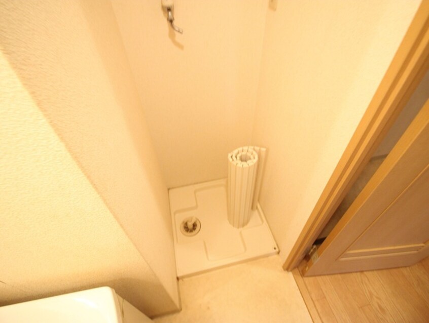 洗濯機置場 フローライト上新庄駅前