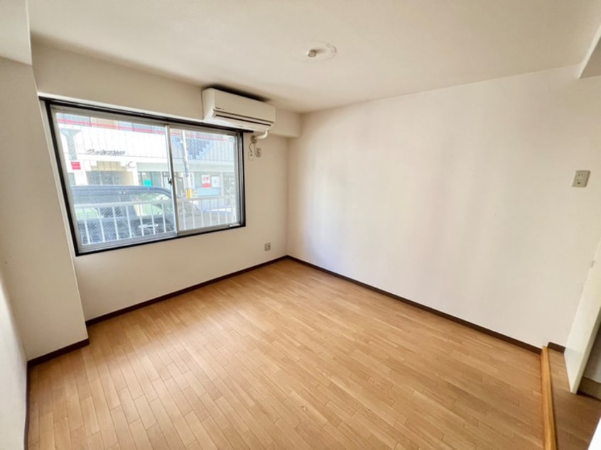 居室 アントレ水木