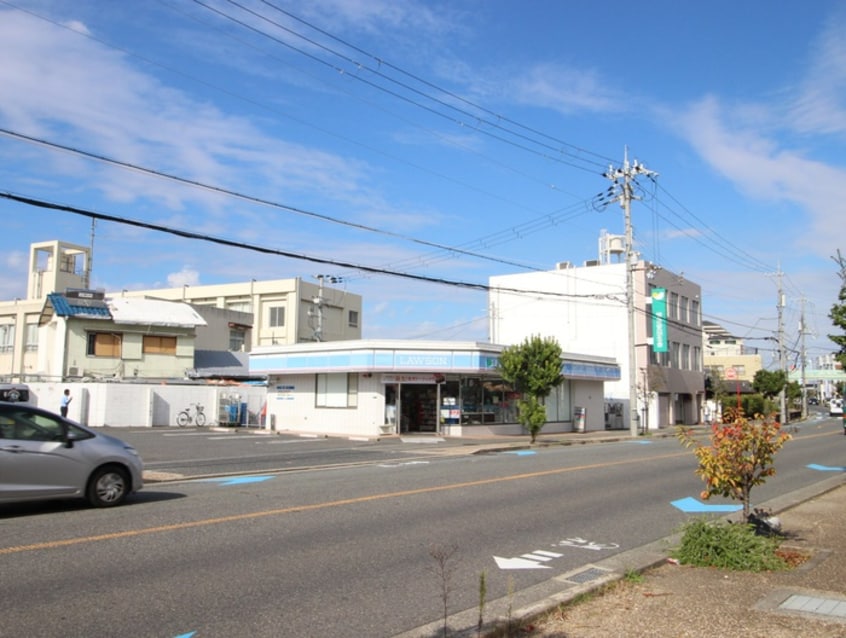 ローソン(コンビニ)まで260m フジパレス岸和田駅北