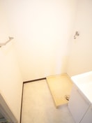 洗濯機置場 デルニエアン